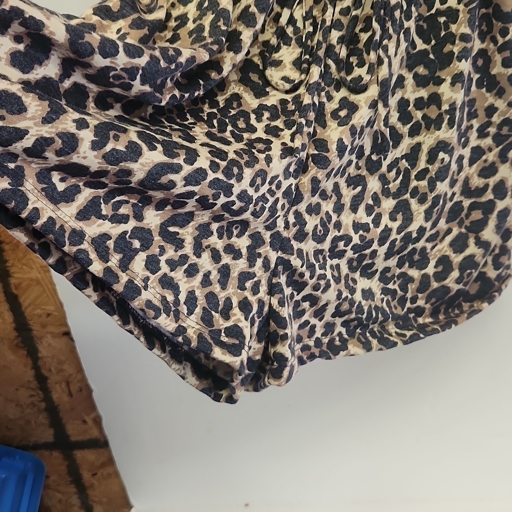 First love animal print romper shorts EUC - Picture 5 of 5